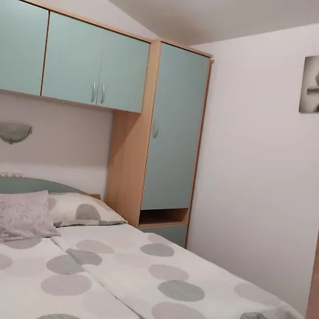 Apartment Gero Lopar