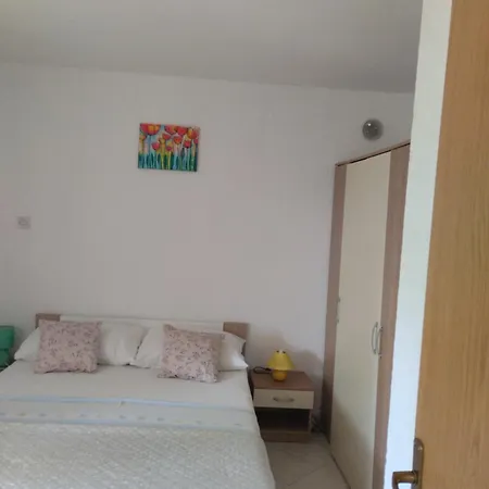 Apartment Gero Lopar