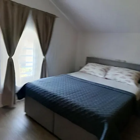Gero Apartman Lopar